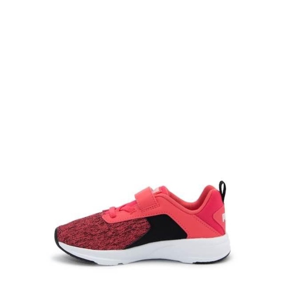 BRAND NEW girl puma comet velcro black / pink shoes size 13 / 2Y / 3Y - Picture 2 of 6